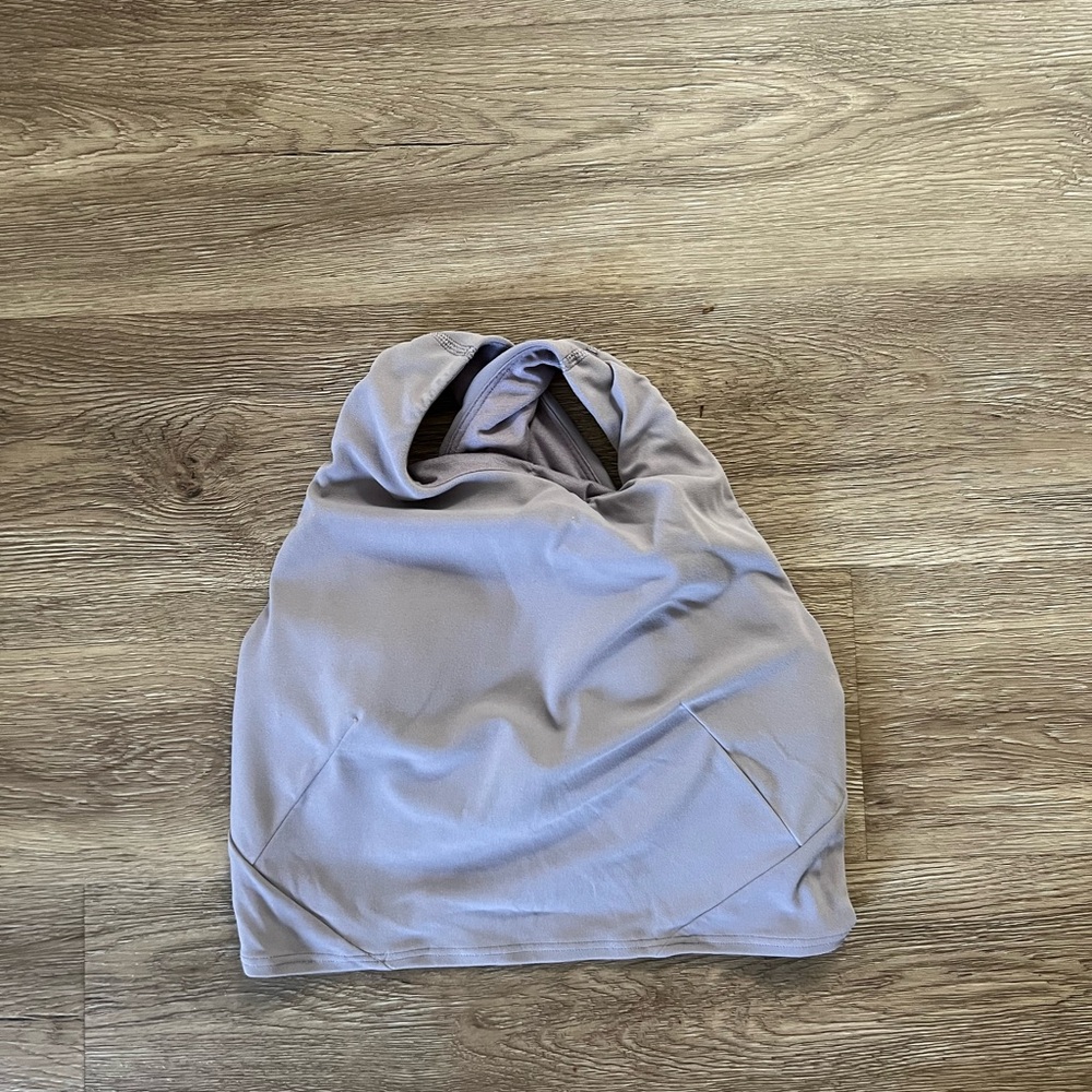 Lululemon Cross back Crop Top Women’s Size 6